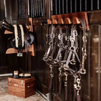 Image of Grooming Deluxe Bridle Rack