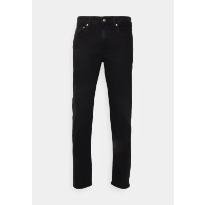 Image of Calvin Klein Jeans Slim Taper fit jeans, Men&#039;s, Size: 28x32, Denim black