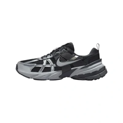 Image of Nike Sportswear V2K RUN Trainers, Women&#039;s, Size: 7.5, Black/metallic silver/anthracite/dark smoke grey/wolf grey/white Imitation leather/ textile