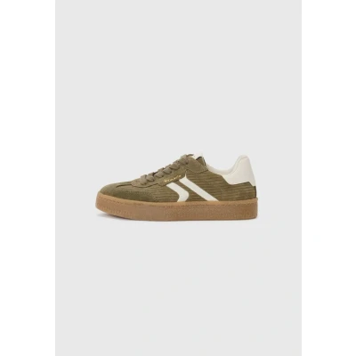 Image of Tamaris Women&#039;s Low 1 23723 44 Trainers, olive, 7.5 UK