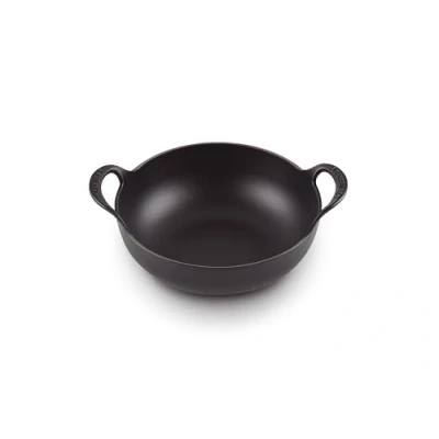 Image of Le Creuset Wok pan / Balti Dish Matte Black ø 24 cm 2.7 liter enameled non stick coating Suitable for all Cooktops