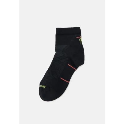 Image of Smartwool WOMEN&#039;S RUN ZERO Cushion Ankle Socks Sports socks, Women&#039;s, Size: 2 4.5, Black
