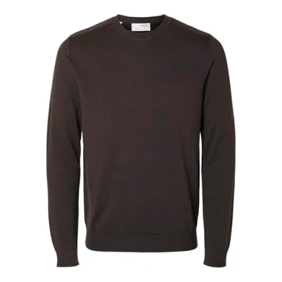 Image of SELECTED HOMME Men&#039;s Slhberg Crew Neck B Noos Sweatshirt, Chocolate Cake, S