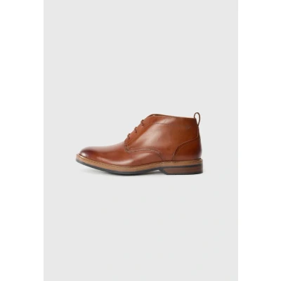 Image of Clarks Men&#039;s Aldwin Chukka Boots, Mid Tan Lea, 10 UK