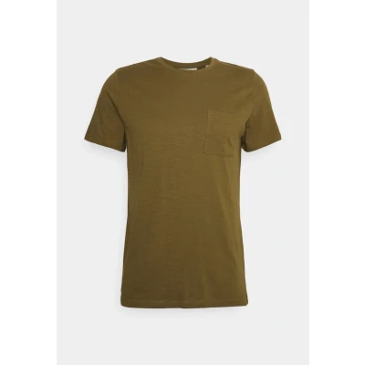 Image of Casual Friday THOR Basic Tshirt, Men&#039;s, Size: Medium, Dark olive
