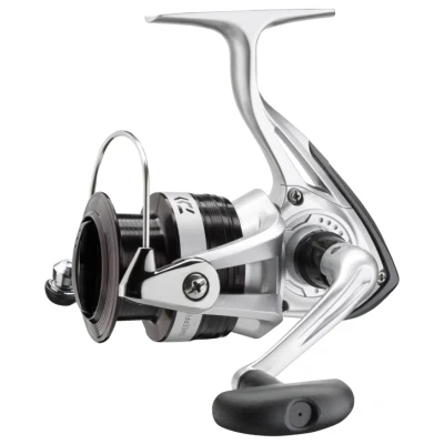 Image of NEW DAIWA SWEEPFIRE E 2500C FISHING SPINNING REEL Model No. SWE2500C