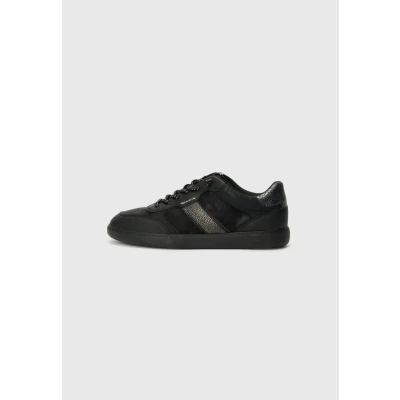 Image of Tamaris Women&#039;s Low Top Trainers, Shoes, Black Comb, 3.5 UK