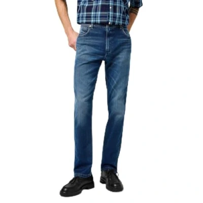 Image of Wrangler Greensboro Straight leg jeans, Men&#039;s, Size: 36x30, Whispered wash