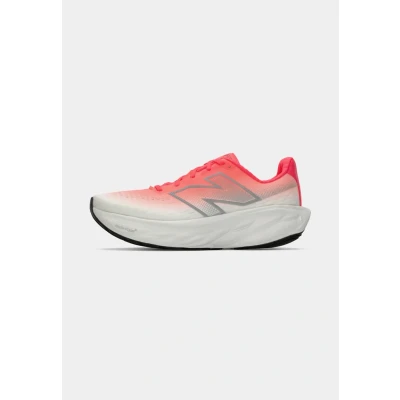Image of New Balance Fresh FOAM 1080 Road running shoes, Men&#039;s, Size: 6.5, Urgent red shoes