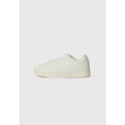 Image of JACK &amp; JONES Men&#039;s Jfwdanger PU Trainers Noos, White, 12 UK