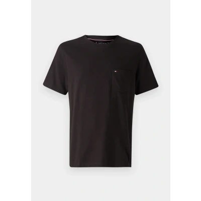 Image of Tommy Hilfiger Essential Solid Pocket TEE Basic Tshirt, Men&#039;s, Size: XS, Black