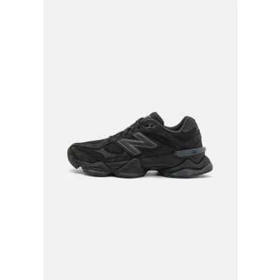 Image of New Balance U9060 Unisex Trainers, Size: 10, Black shoes