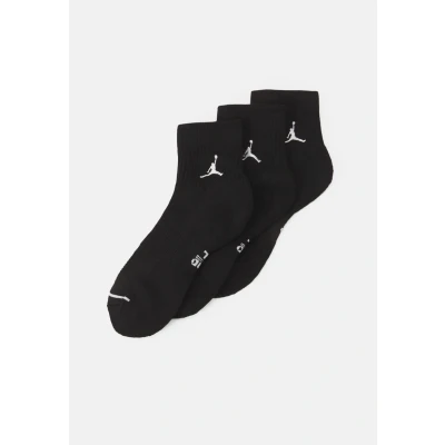 Image of Jordan Everyday Ankle 3 PACK Sports socks, Size: 5 8, Black/white