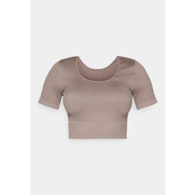 Image of ONLY Play Onpjaia LIFE CROP SEAM TOP Basic Tshirt, Women&#039;s, Size: M/L, Brown