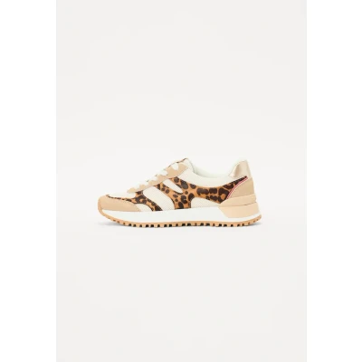 Image of Gioseppo Madbury Trainers, Women&#039;s, Size: 5, Brown Pu