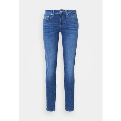 Image of Tommy Jeans Women&#039;s Skinny, Denim (Denim Medium), 31W / 34L