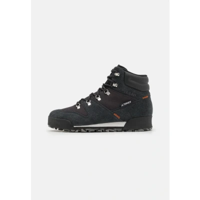 Image of Adidas Terrex Snowpitch COLD.RDY Hiking shoes, Men&#039;s, Size: 7.5, Core black/semi impact orange Leather and textile