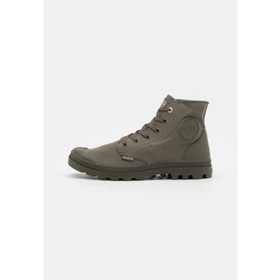 Image of Palladium Unisex Hightop trainers, Size: 11, Olive night Cotton