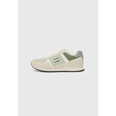 Image of Tommy Jeans Runner Casual Trainers, Men&#039;s, Size: 460, Aruba green shoes