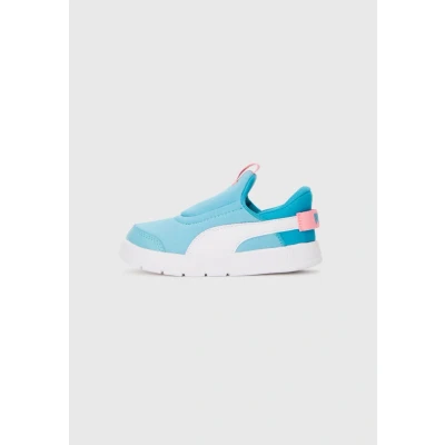 Image of Puma Courtflex V3 Sliptech Unisex Road running shoes for kids, Size: 6K, Aqua/white/pinkscape