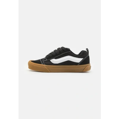 Image of Vans KNU Skool Unisex Skate shoes, Size: 10.5, Black Suede