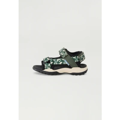 Image of Geox Borealis BOY Walking sandals for kids, Size: 7.5K, Green/black Textile