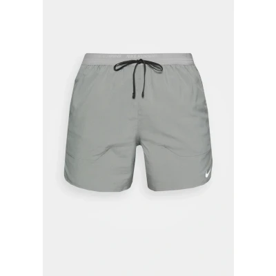 Image of Nike Performance M NK DF Stride SHRT 5IN BF Sports shorts, Men&#039;s, Size: Medium, Smoke grey/black/silver