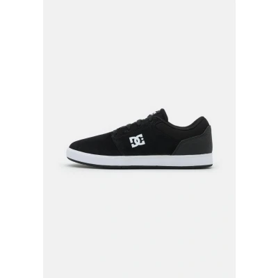 Image of DC Shoes Crisis 2 Trainers, Men&#039;s, Size: 5, Black/white Leather and textile