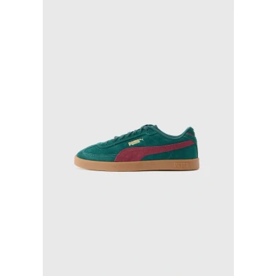 Image of PUMA Unisex&#039;s Club Ii Era Suede Sneaker, Green Terrain Ruby Shimmer, 13 UK