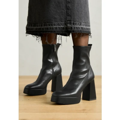 Image of Tamaris Damen Stiefelette, Schwarz, 39 EU