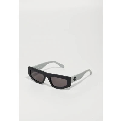 Image of Calvin Klein Jeans Sunglasses, Size: 54, Black