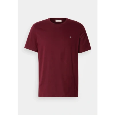 Image of Calvin Klein Jeans Solid TEE Basic Tshirt, Men&#039;s, Size: XS, Deep rouge