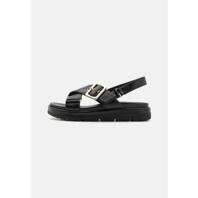 Image of Marco Tozzi Platform sandals, Women&#039;s, Size: 6, Black shoes