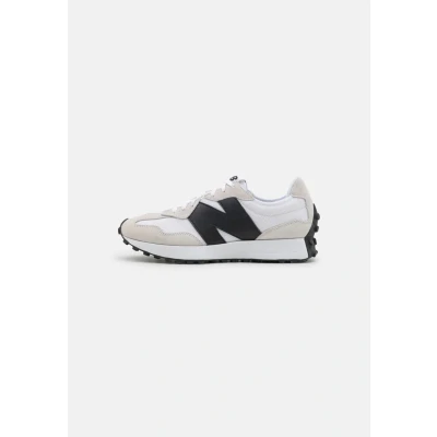 Image of New Balance 327 Unisex Trainers, Size: 7, White (100) Leather and textile
