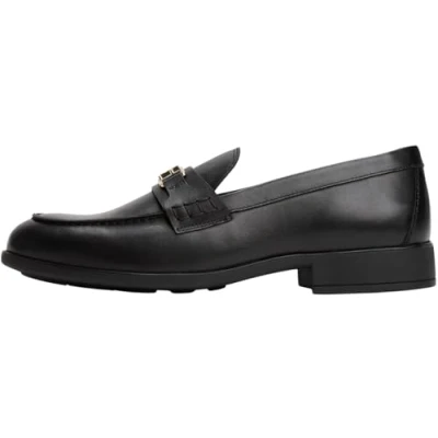 Image of Tommy Hilfiger Women&#039;s Th Logo Leather Loafer Fw0fw08705, Black, 5 UK
