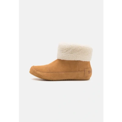 Image of Sorel GO Stumptown Bootie Classic ankle boots, Women&#039;s, Size: 7, Tawny buff/natural Leather and textile