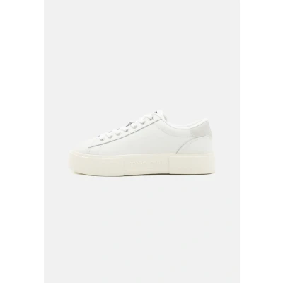 Image of Tommy Jeans Flatform Trainers, Women&#039;s, Size: 6.5, Ecru leather and imitation