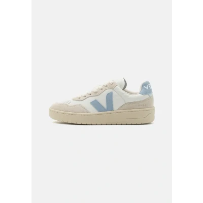 Image of Veja V 90 Trainers, Women&#039;s, Size: 5.5, Extra white/steel shoes