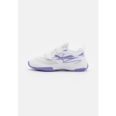 Image of Puma Varion II JR Unisex Handball shoes for kids, Size: 11K, White/lavender alert Synthetics/textile