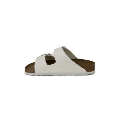 Image of Birkenstock Arizona Mules, Women&#039;s, Size: 4, Sour cream Nubuck