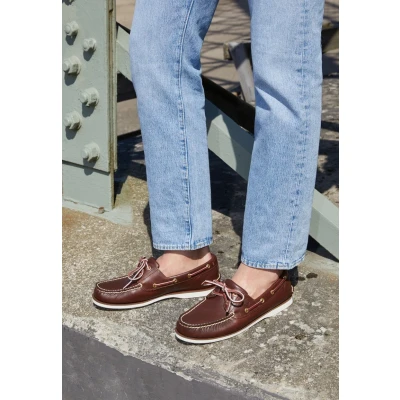Image of Timberland Men&#039;s Classic 2 Eye Boat Shoes, Brown Med Full Grain, 6.5 UK