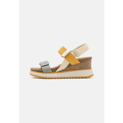 Image of XTI Platform sandals, Women&#039;s, Size: 6, Yellow shoes