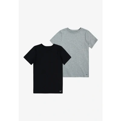 Image of Nike Sportswear BOYS CREW 2 PACK Basic Tshirt for kids, Size: 4 6y, Dak grey heather/black