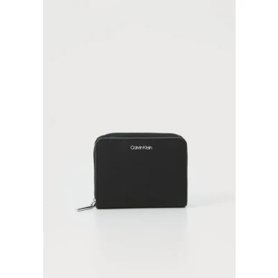 Image of Calvin Klein MUST ZIP Around FLAP Wallet, Women&#039;s, Size: One Size, Black