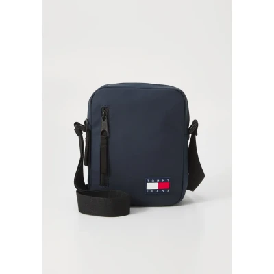 Image of Tommy Jeans Elevated Reporter Across body bag, Men&#039;s, Size: One Size, Dark night navy