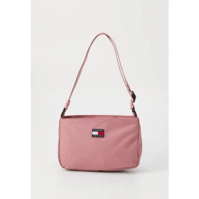 Image of Tommy Jeans Daily Shoulder BAG Across body bag, Women&#039;s, Size: One Size, Tahiti berry