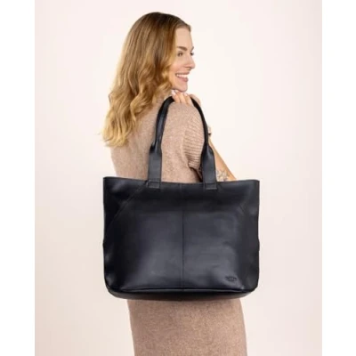 Image of Gusti Cecilia Women&#039;s Vintage black Leather Handbag,