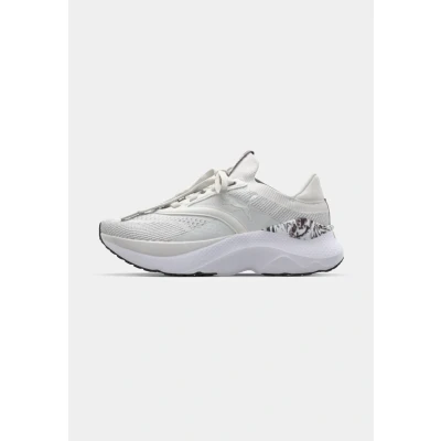 Image of Puma Softride Mayve Mystic Training shoe, Women&#039;s, Size: 4, Feather gray/black/lilac crush/plum jam shoes