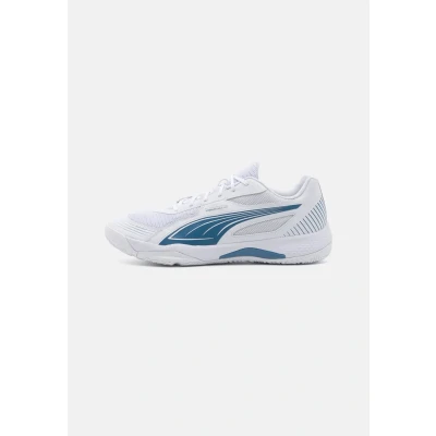 Image of Puma Solarflash III Handball shoes, Men&#039;s, Size: 6.5, White/blue horizon Textile/synthetics