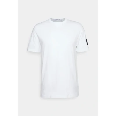 Image of Calvin Klein Jeans Badge Regular TEE Basic Tshirt, Men&#039;s, Size: XXS, Bright white